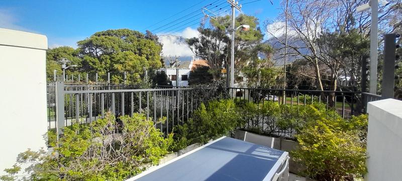 To Let 2 Bedroom Property for Rent in Newlands Western Cape